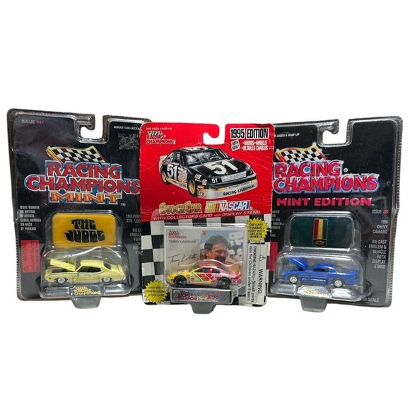Lot of 3 Racing Champions Die Cast Cars Terry Labonte #5 Kelloggs Nascar #24 #47 - Picture 1 of 7